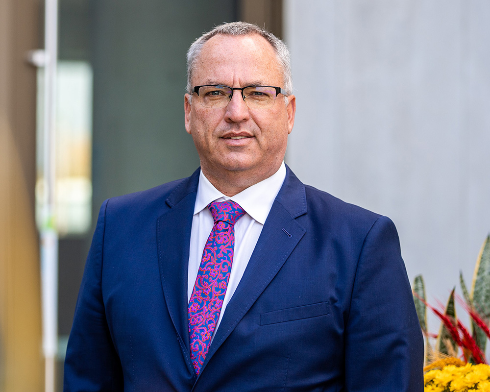 hugh_mansfield-square