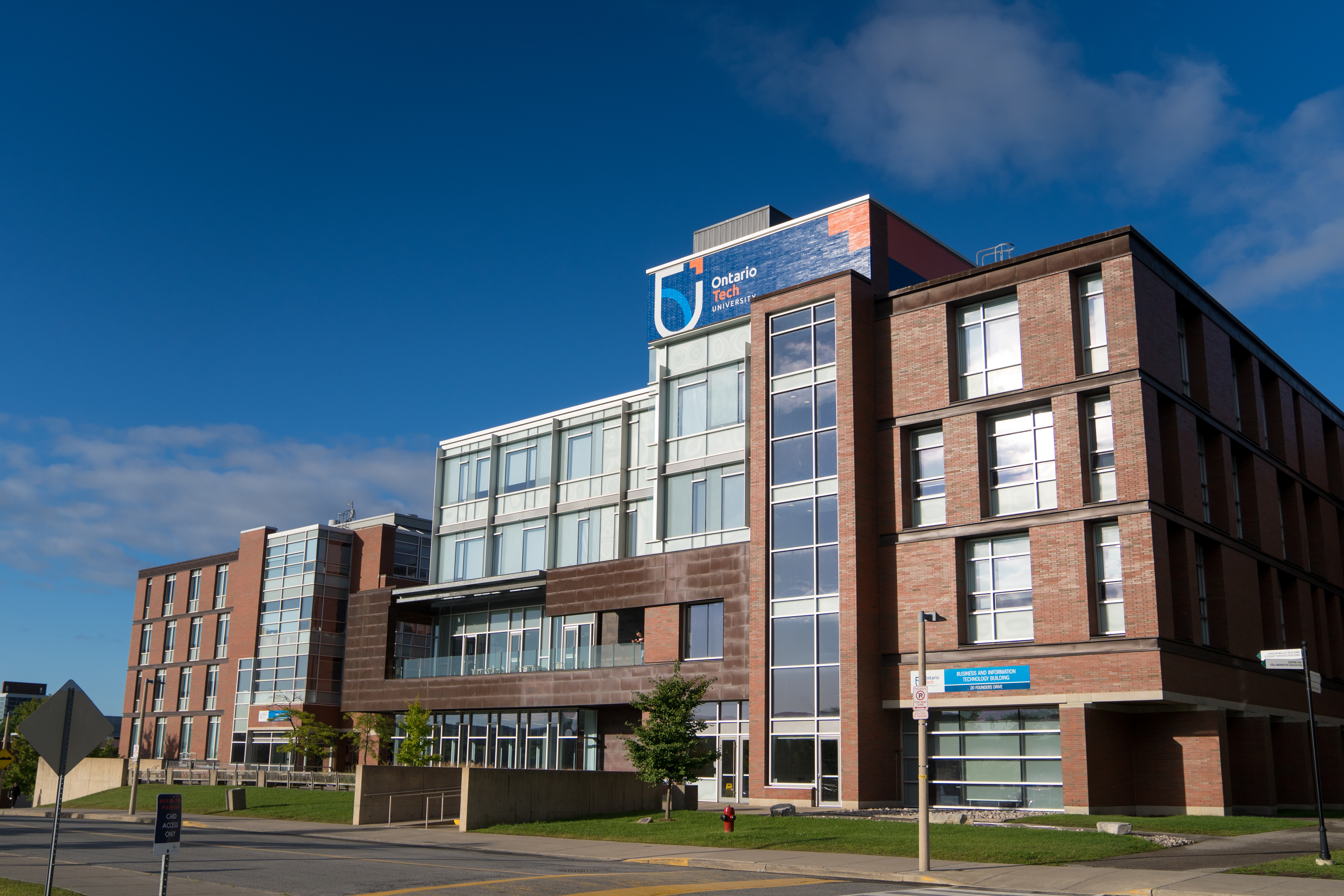 a picture of the Faculty of Business and Information Technology Building at Ontario Tech's North Campus